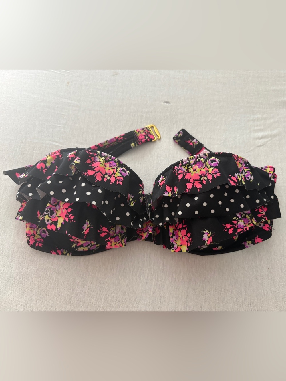 2 Victoria's Secret Strapless Bikini Tops 34C